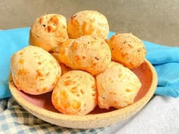 Porção de Mini Pão de Queijo
